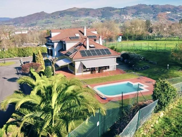 Casa en venta en Centro, Oviedo