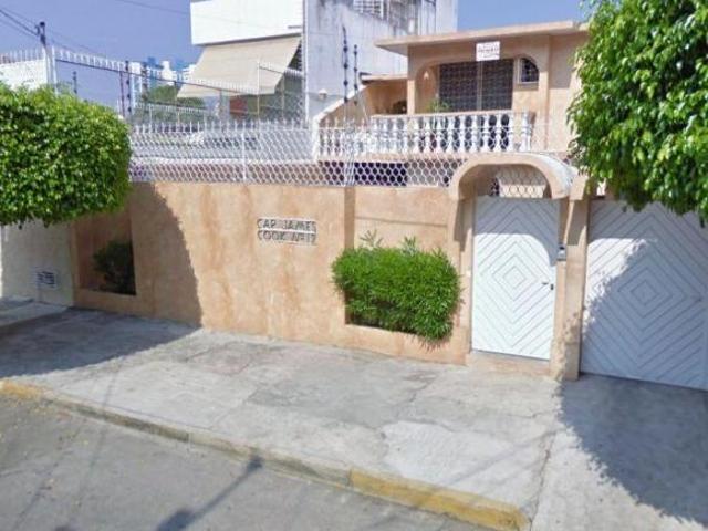 Casa en venta en Ixtapa Zihuatanejo, Zihuatanejo de Azueta