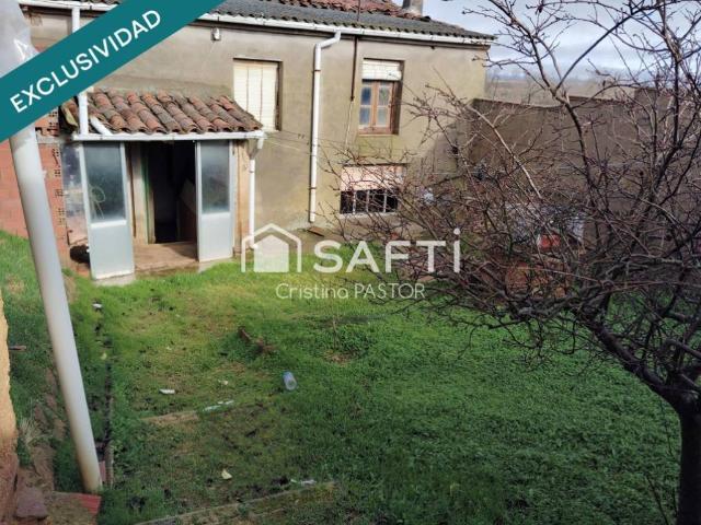 Casa en venta en Pajares De Los Oteros, Castilla y León