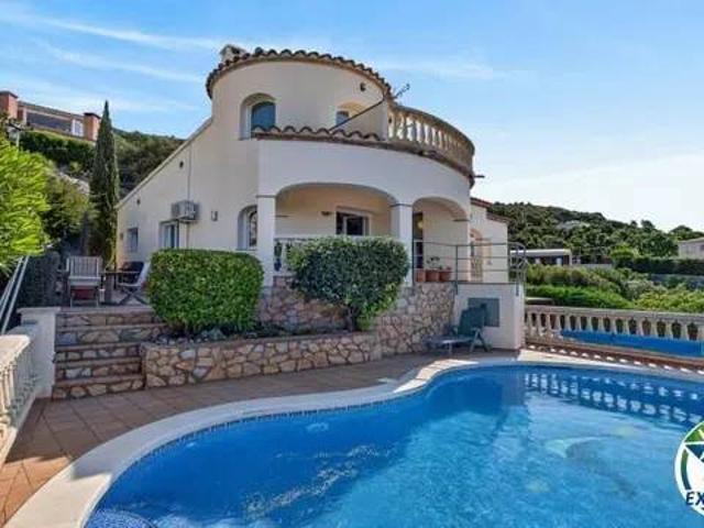 Casa en venta en Alt Empordà, Catalunya