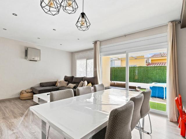 Casa en venta en Alt Empordà, Catalunya