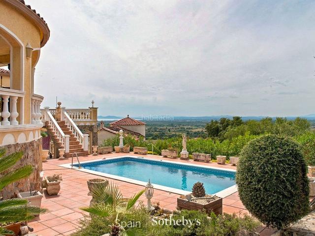 Casa en venta en Alt Empordà, Catalunya