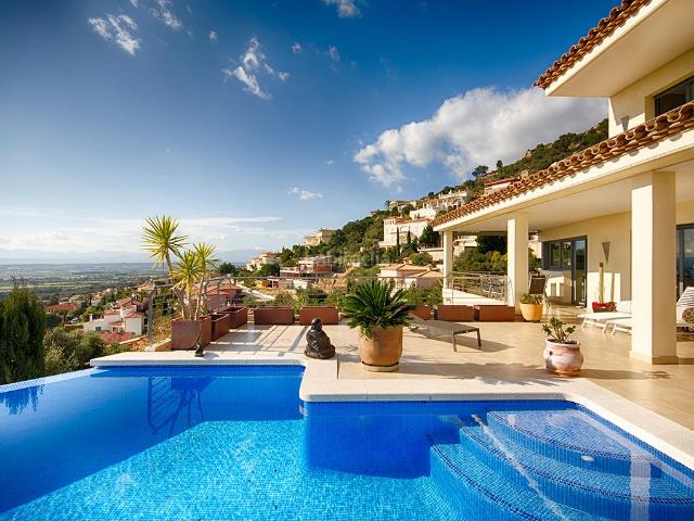 Casa en venta en Alt Empordà, Catalunya
