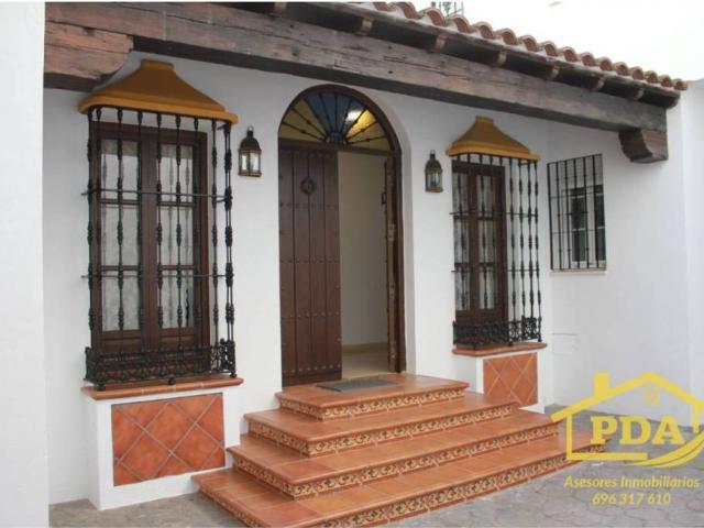 Casa en venta en Palma Del Río, Andalucía