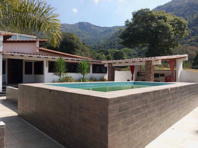 Casa en venta en Palmarito, Maracay