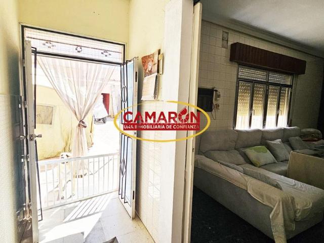 Chalet en venta en Palomares Del Río, Andalucía