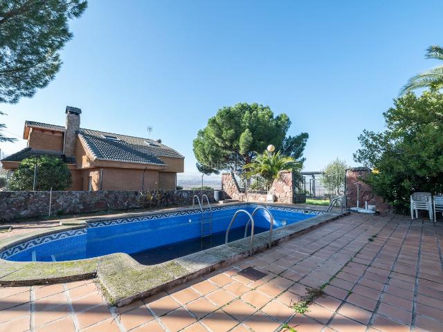 Casa en venta en Paracuellos De Jarama, Madrid