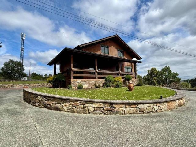 Casa en venta en Terra de Caldelas, Galicia