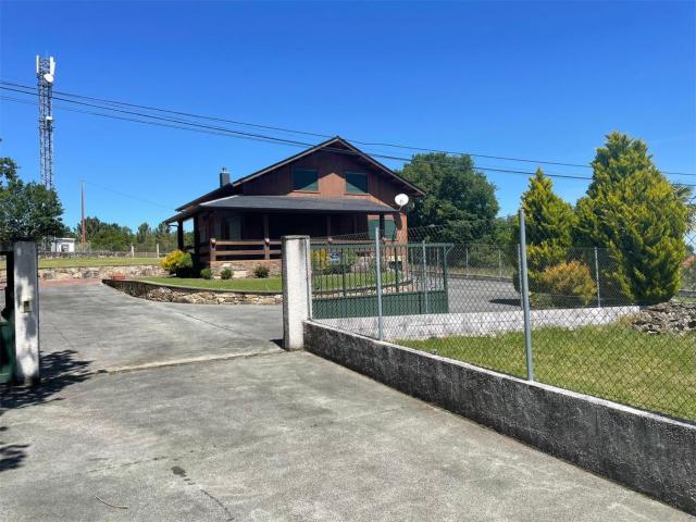 Casa en venta en Parada De Sil