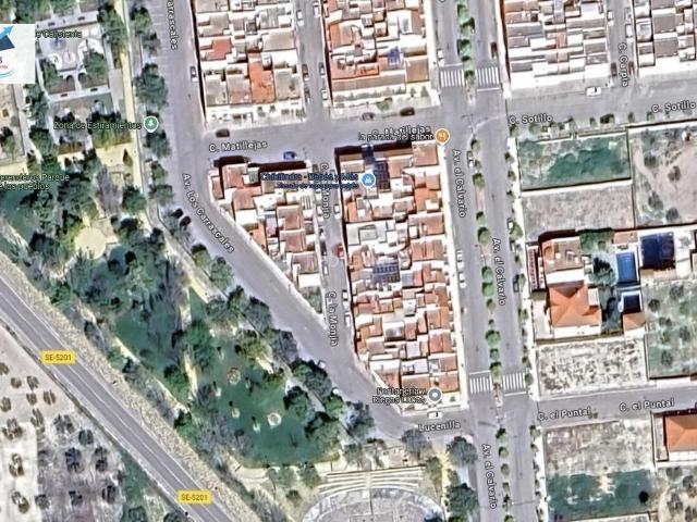 Casa en venta en Paradas, Andalucía