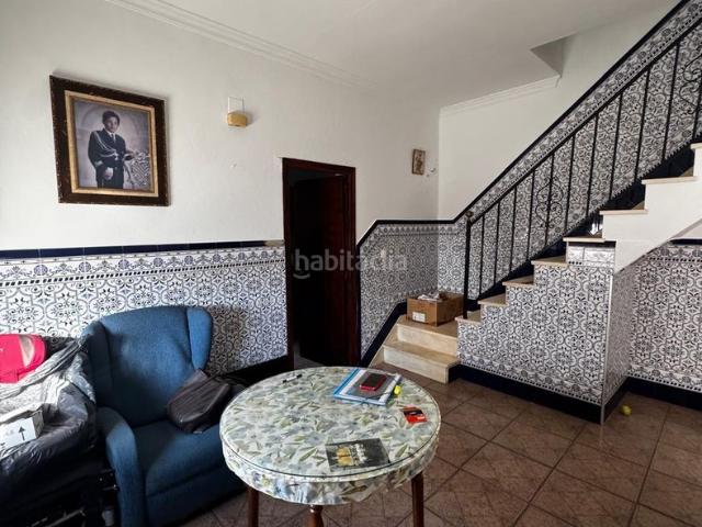 Casa en venta en Paradas, Andalucía