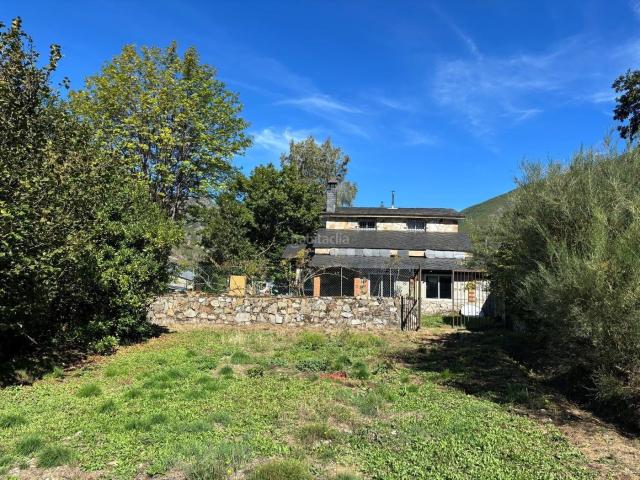 Casa en venta en Páramo del Sil, León