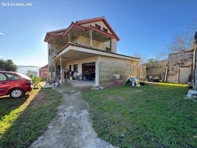 Casa en venta en Mos, Vigo