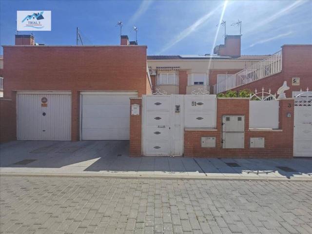 Casa en venta en El Prado, Parla