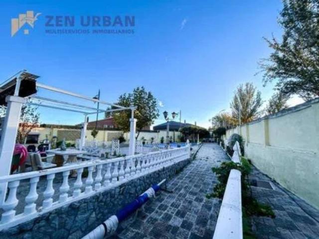 Casa en venta en Parla, Madrid
