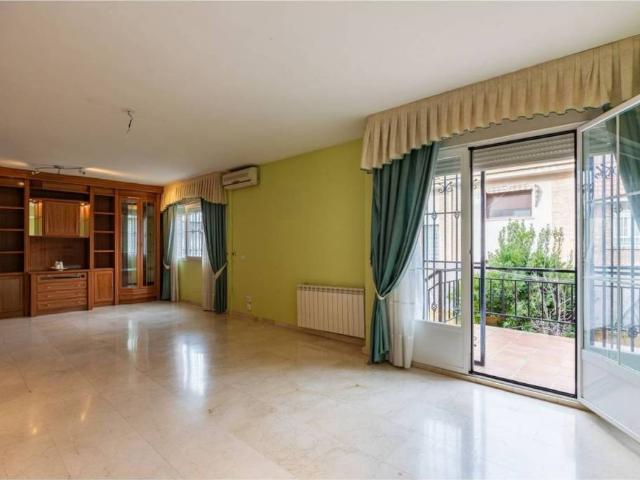 Casa en venta en Parla, Madrid