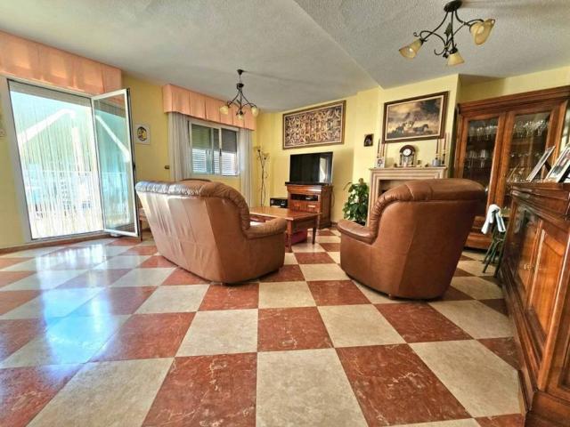 Casa en venta en Parla