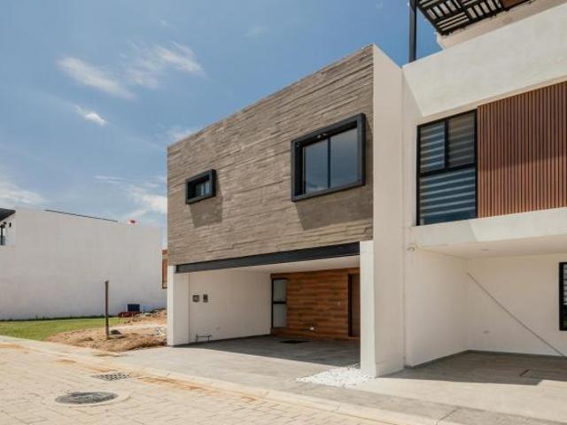 Casa en venta en San Francisco Ocotlán (Ocotlán), Coronango