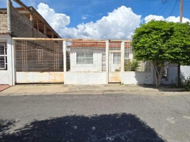 Casa en venta en La Encrucijada, Turmero