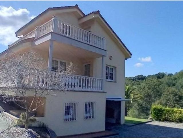 Casa en venta en Parres