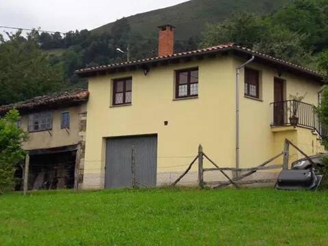 Casa en venta en Parres, Asturias