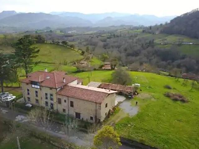 Casa en venta en Piloña, Asturias