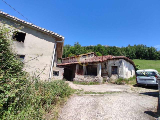 Casa en venta en Romiyu / Romillo, Parres