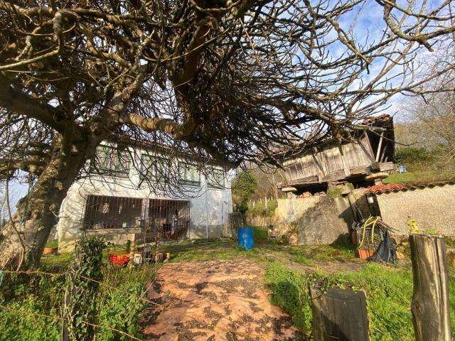 Casa en venta en Parres, Romiyu / Romillo