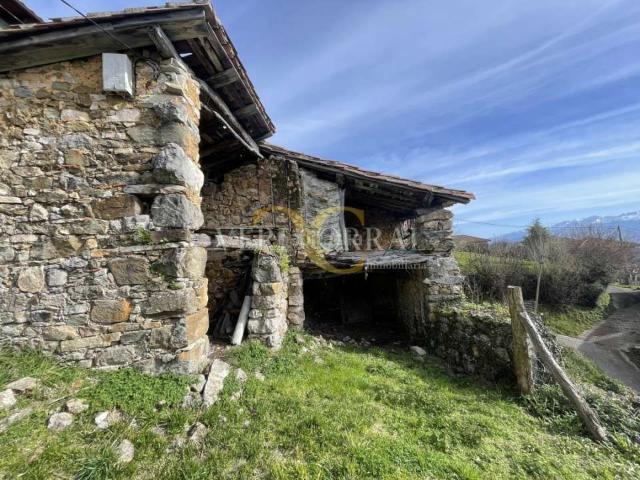 Casa en venta en Romiyu / Romillo, Parres
