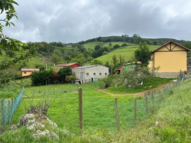 Casa en venta en Romiyu / Romillo, Parres