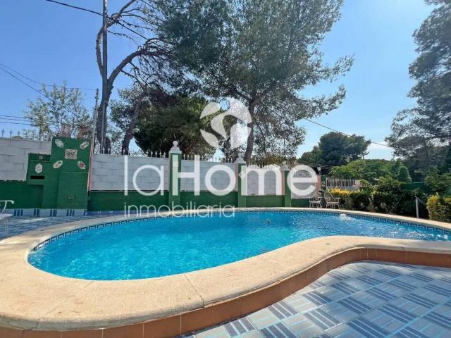 Casa en venta en l'Horta Nord, Valencia