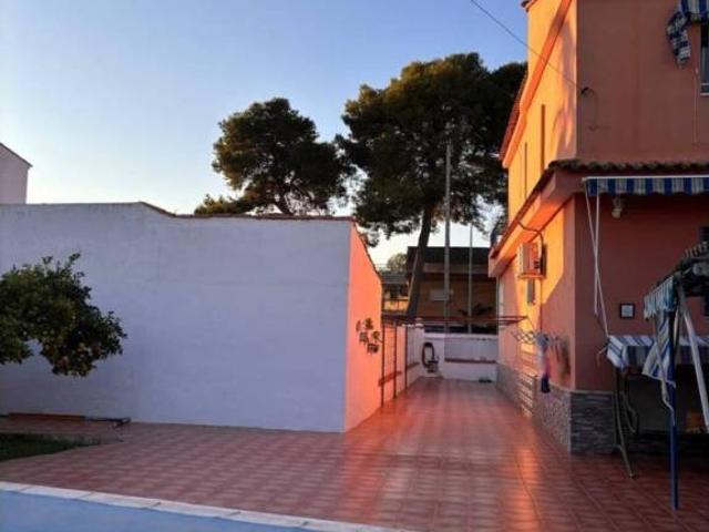 Casa en venta en l'Horta Nord, Valencia