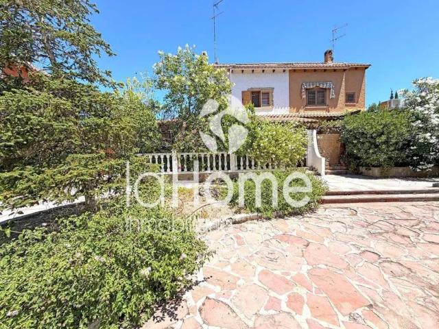 Casa en venta en l'Horta Nord, Valencia