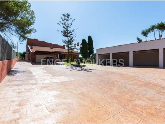 Casa en venta en l'Horta Nord, Valencia