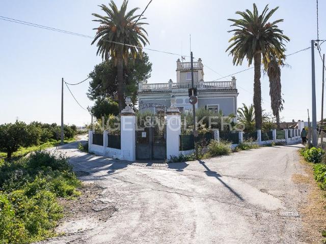 Casa en venta en l'Horta Nord, Valencia