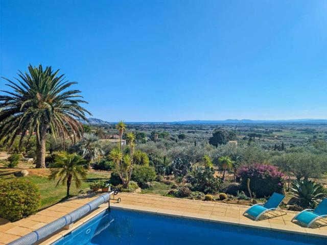 Casa en venta en Alt Empordà, Catalunya