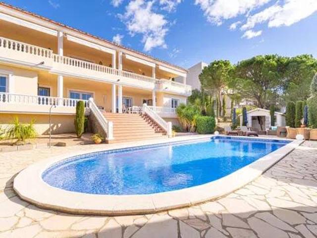 Casa en venta en Alt Empordà, Catalunya
