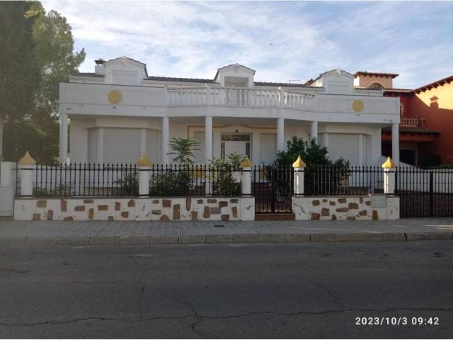 Casa en venta en Peal De Becerro, Jaén