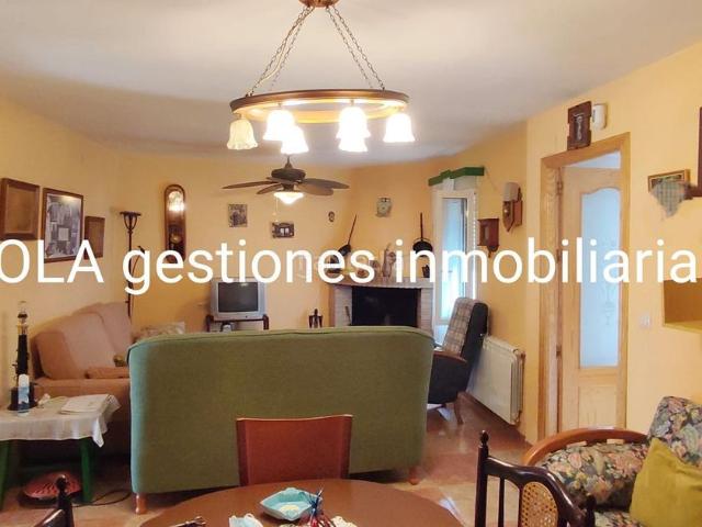 Casa en venta en Peal De Becerro, Andalucía