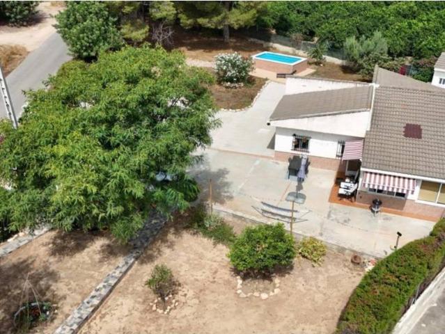 Casa en venta en La Serranía, Valencia