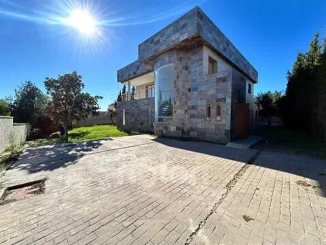 Casa en venta en La Serranía, Valencia
