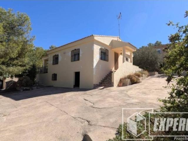 Casa en venta en La Serranía, Valencia