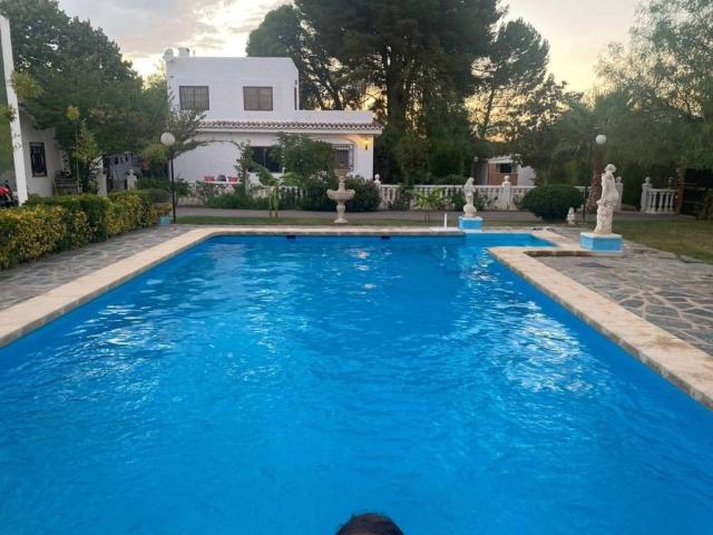 Casa en venta en La Serranía, Valencia