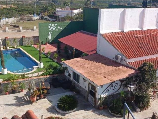 Casa en venta en La Serranía, Valencia