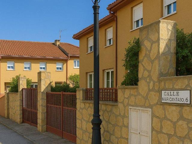 Casa en venta en Pedrezuela, Madrid