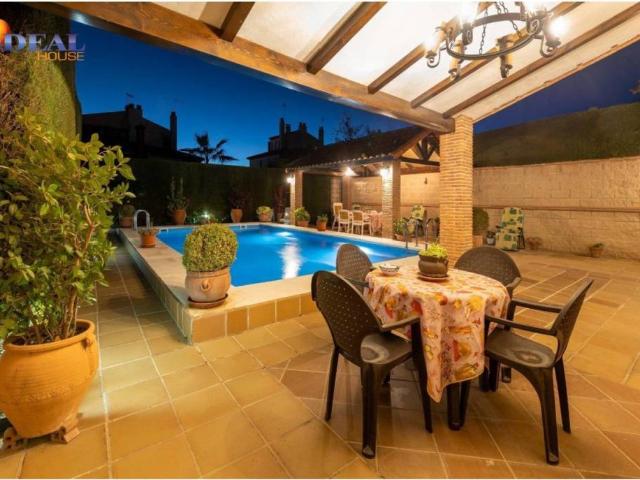 Casa en venta en Comarca de la Vega de Granada, Andalucía