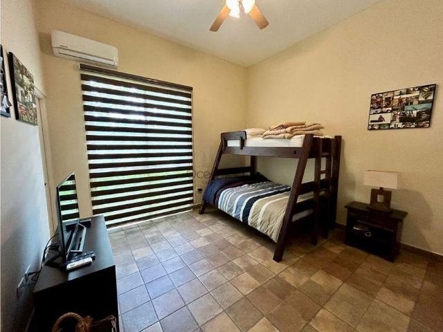 Casa en Venta en Penonomé Coclé 283 m2. 4 hab