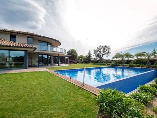 Casa en venta en Alt Empordà, Catalunya