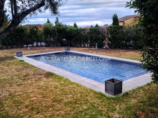 Casa en venta en Urbanització Golf Peralada, Alt Empordà
