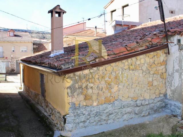 Casa en venta en Peralejos De Las Truchas, Castilla-La Mancha